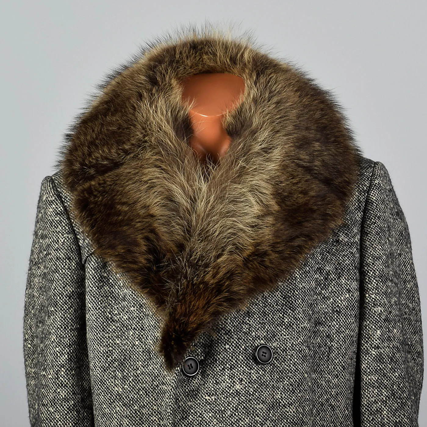 1970s Mens Wool Tweed Coat with Raccoon Fur Collar