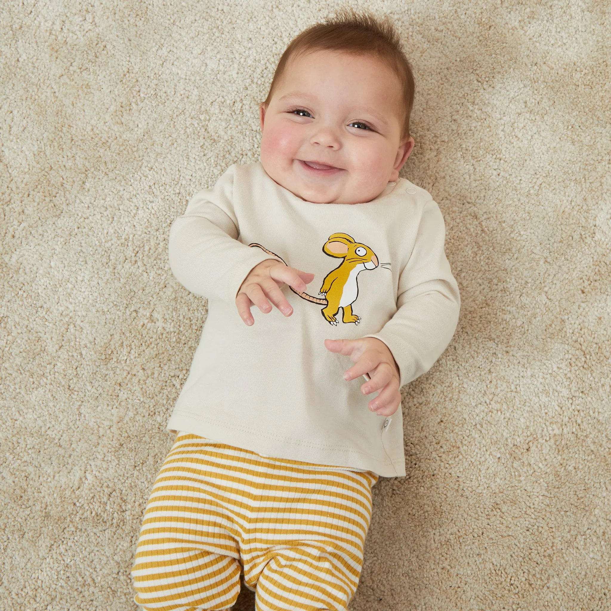 Gruffalo Mouse T-Shirt & Ribbed Striped Leggings Outfit