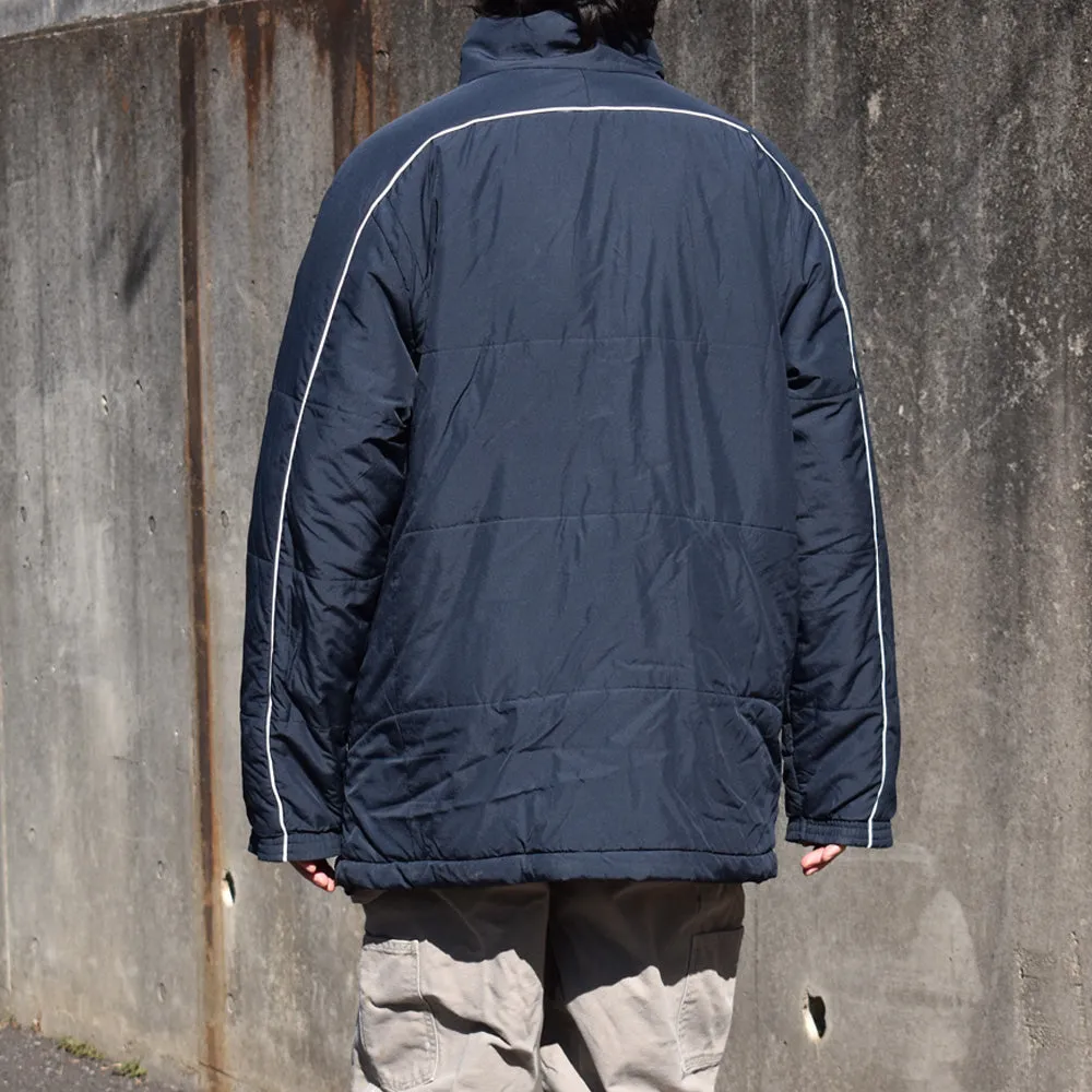 NIKE 中綿入り ジャケット 240213