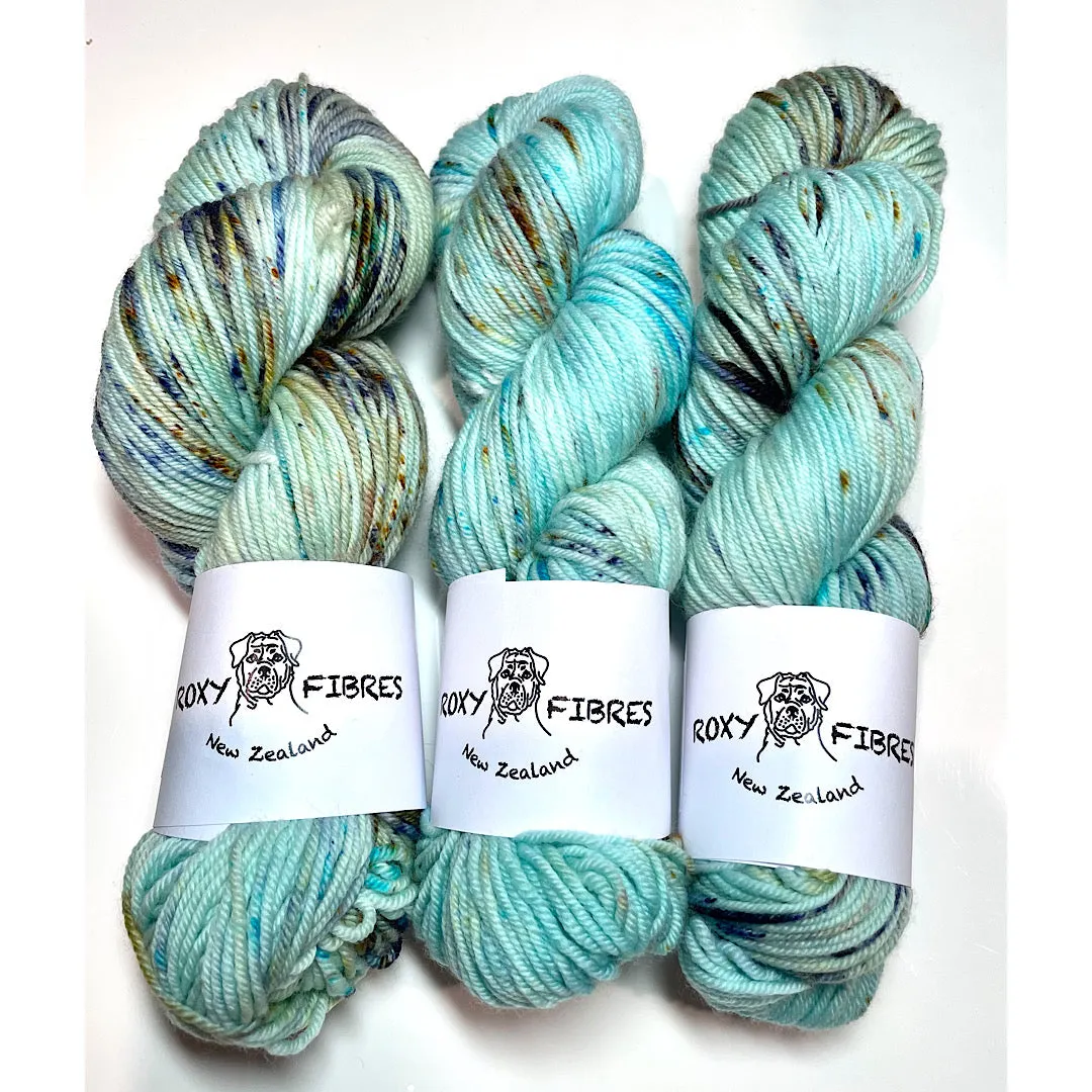 Roxy Fibres - Hand Dyed NZ Merino 8ply