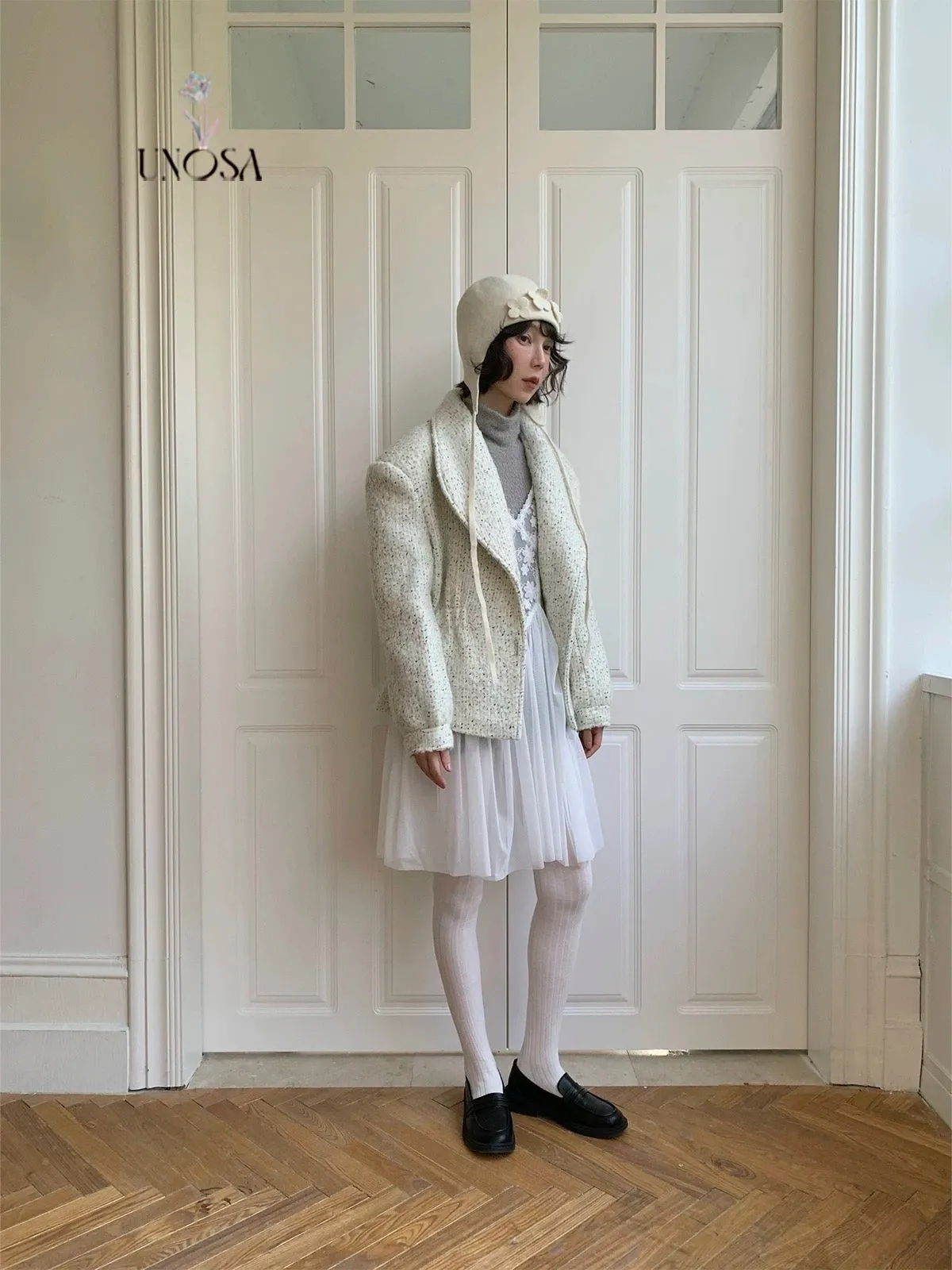 [UNOSA] Lost In Time Vintage Style Off-shoulder Slim Fit Wool Coat