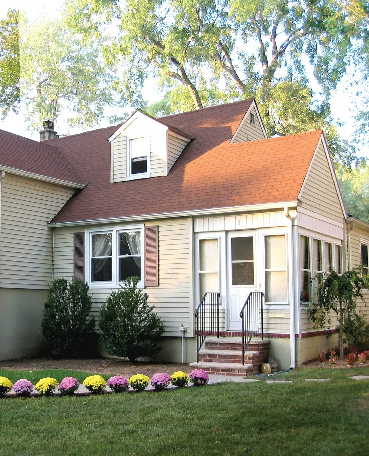 Vinyl Replacement Double Hung Window