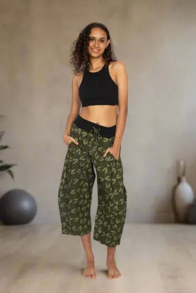 Yoga Pants - Green Dragonfly